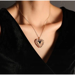 Ожерелье в форме сердца